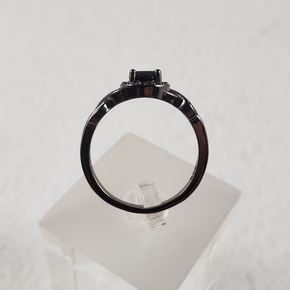 18k Over Sterling Black Ring - Picture 4 of 8